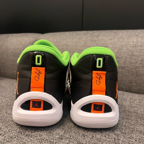 Jason Tatum’s, size 14 Men’s basketball shoe - Picture 3 of 8